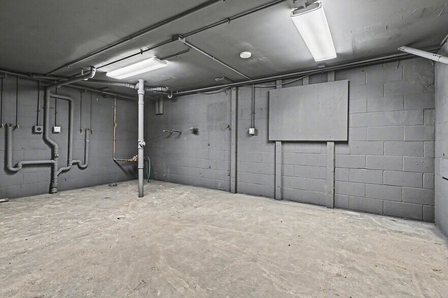 More Photos Of 4501 Lafayette Ave, Omaha Apartments For Sale