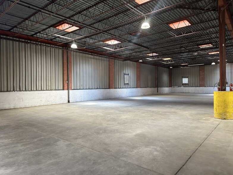 More Photos Of 921 Princess St, Wilmington Warehouse For Lease