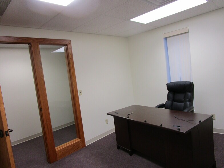 More Photos Of 1807 E Mary St, Garden City Coworking Space