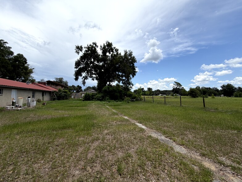 More Photos Of 4215 Stearns Rd, Valrico Lodge Meeting Hall For Sale