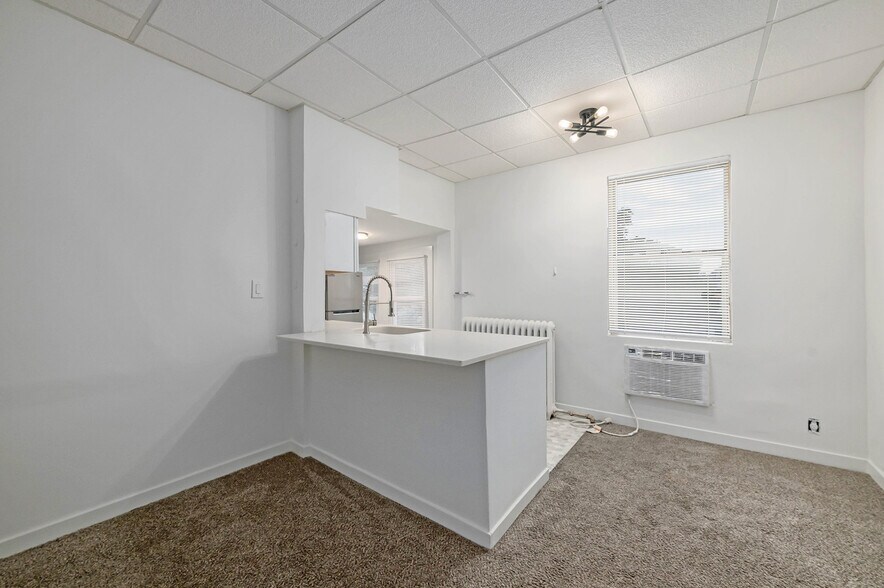 More Photos Of 2501 Poppleton Ave, Omaha Apartments For Sale