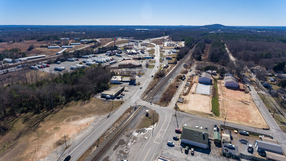 More Photos Of 218 Main St, Grover General Retail For Sale