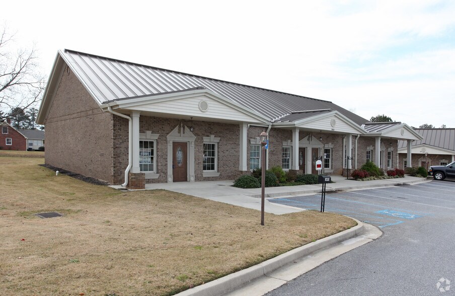 More Photos Of 3925 Harrison Rd, Loganville Office For Sale