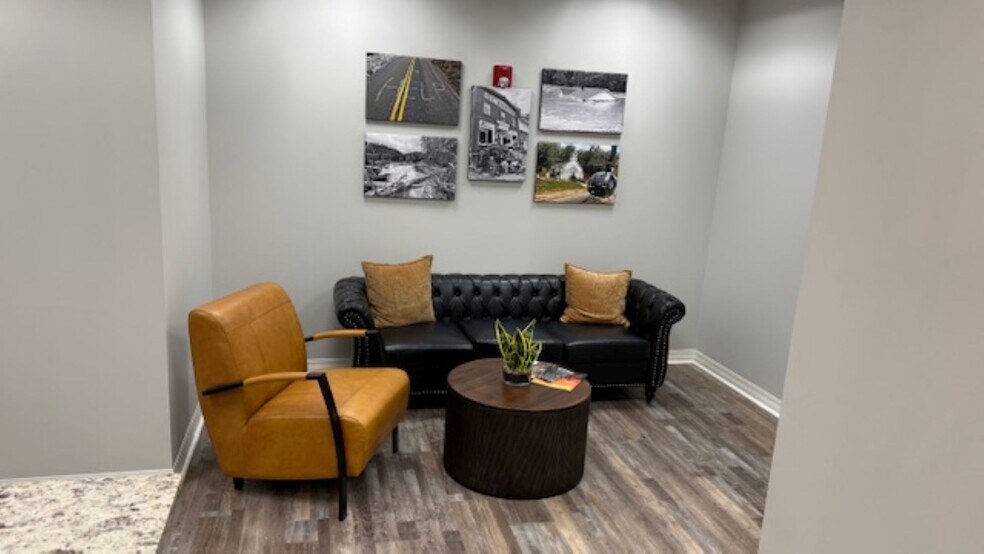 More Photos Of 19824 W Catawba Ave, Cornelius Medical For Lease