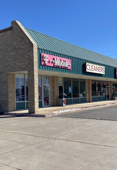 More Photos Of , Shreveport General Retail For Sale