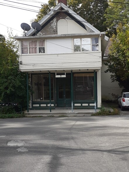 More Photos Of 7 Oxford Depot, Chester Office Residential For Lease