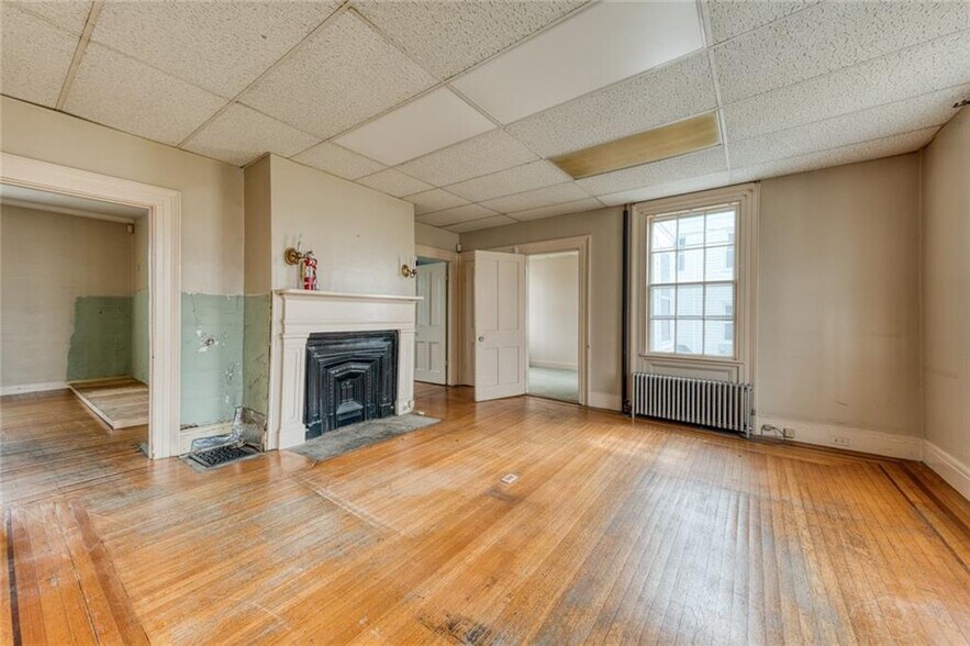 More Photos Of 2 Elm St, Westerly Office For Sale