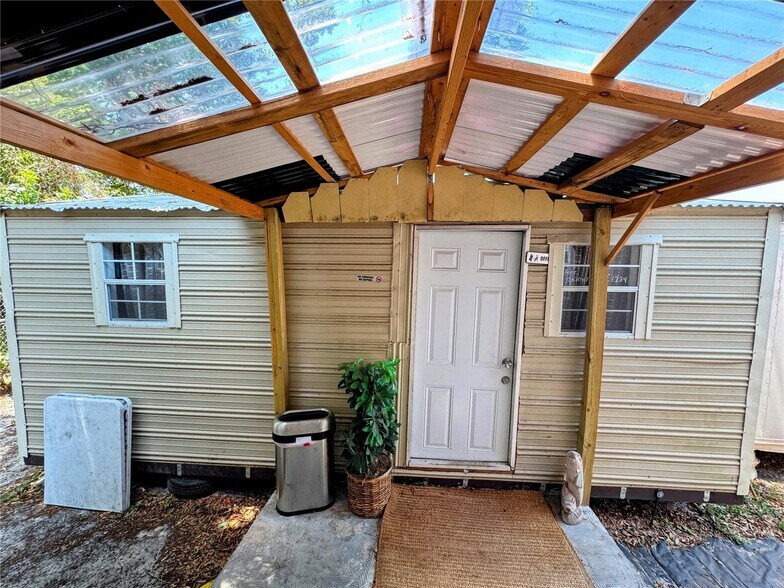 More Photos Of 3201 E Genessee St, Tampa Religious Facility For Sale