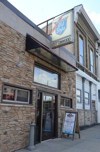 More Photos Of 312 Dewitt St, Portage General Retail For Sale