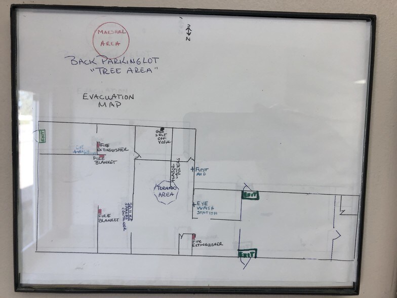 More Photos Of 7947 Southeastern Ave, Indianapolis Loft Creative Space For Sale