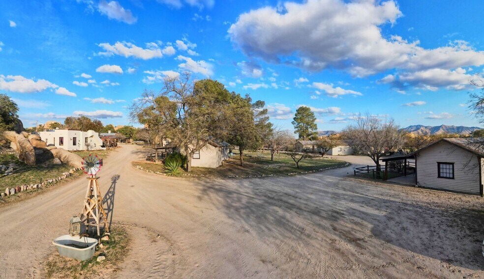 More Photos Of 4190 Dragoon Rd, Dragoon Hotel For Sale