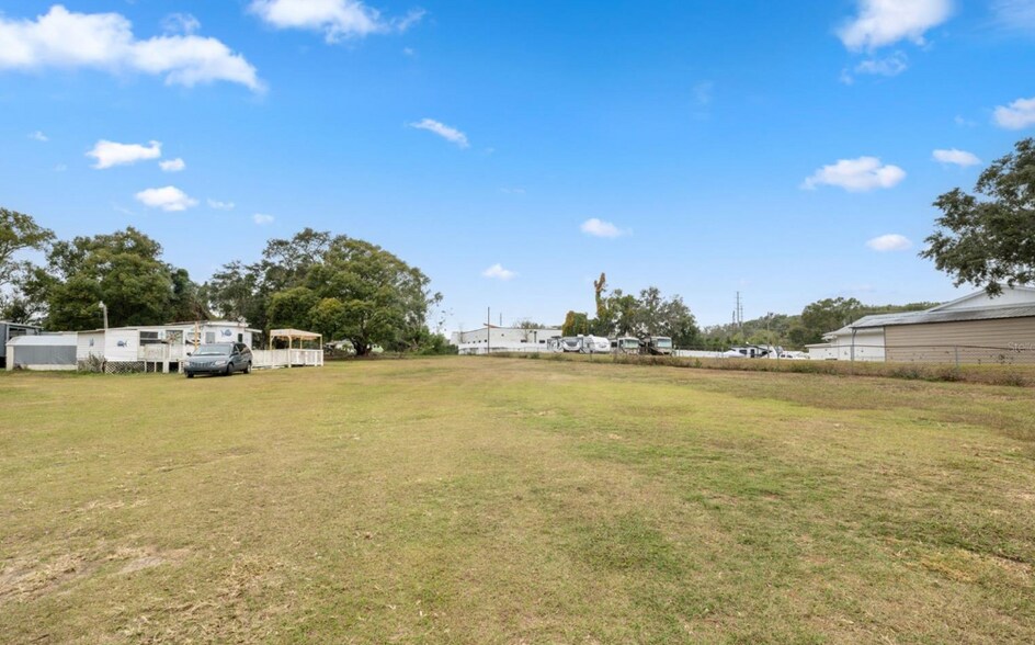 More Photos Of 6831 Wire Rd, Zephyrhills Manufactured Housing Mobile Home Park For Sale