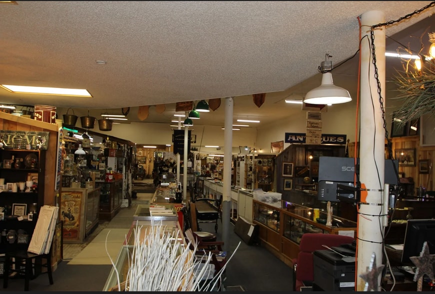 More Photos Of 604 N Main St, Spearfish General Retail For Sale