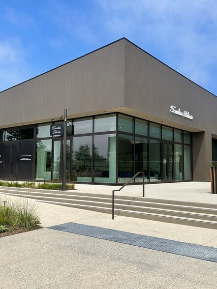 More Photos Of 23465 Civic Center Way, Malibu Unknown For Lease