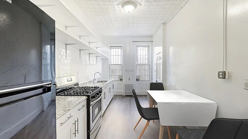 More Photos Of 181 Irving Ave, Brooklyn Storefront Retail Residential For Sale