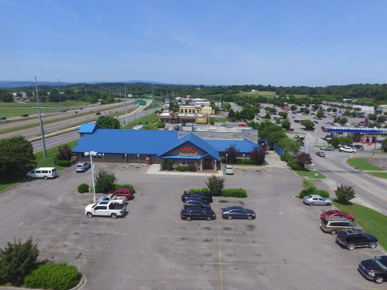 More Photos Of 504 Crockett Trace Dr, Morristown Restaurant For Sale