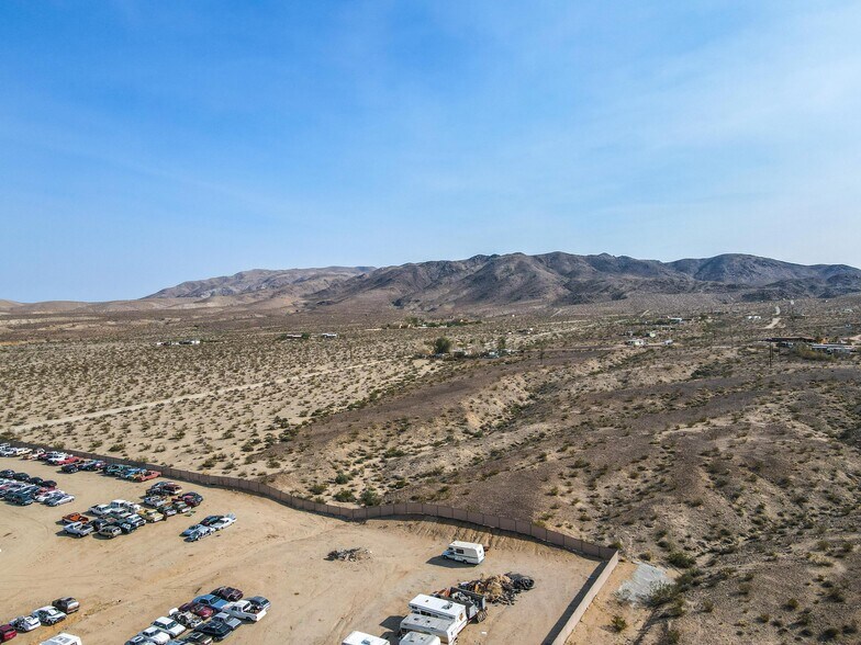 More Photos Of 75851 Baseline Rd, Twentynine Palms Warehouse For Sale