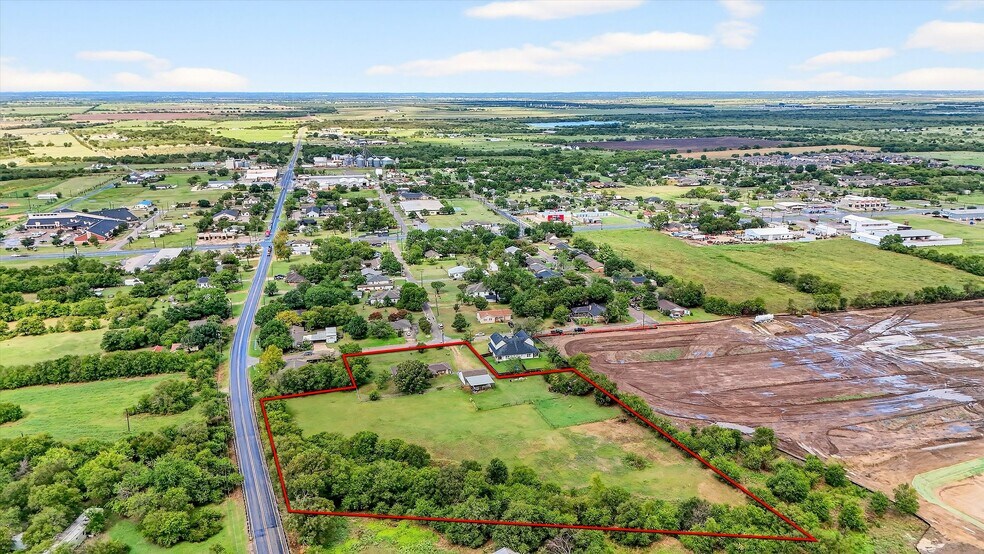 More Photos Of 102 N 9th St, Gunter Land For Sale