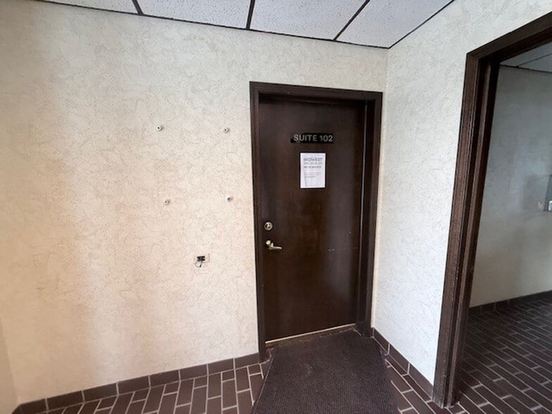 More Photos Of 4025 W Main St, Kalamazoo Medical For Sale