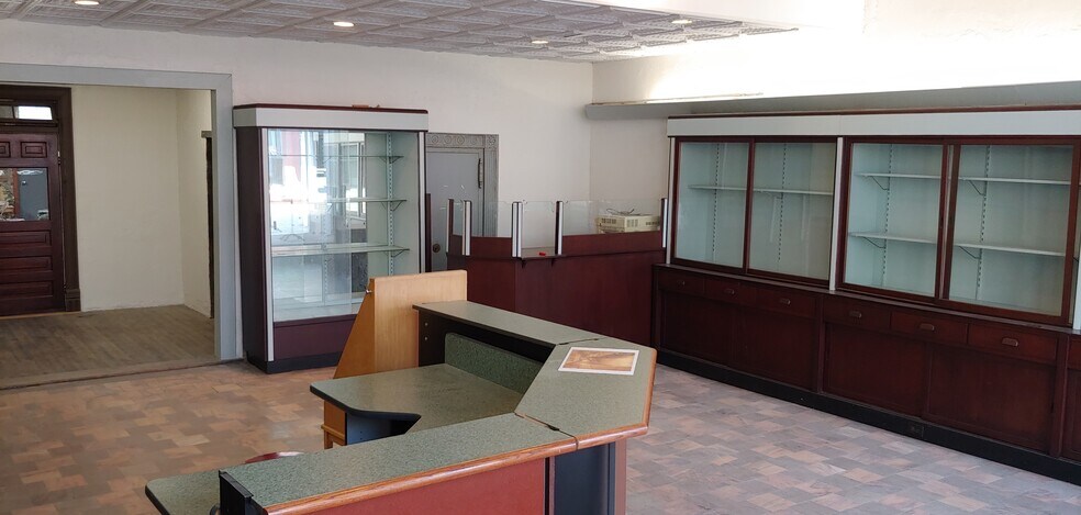 More Photos Of 35 W Main St, Hamlet Storefront For Sale