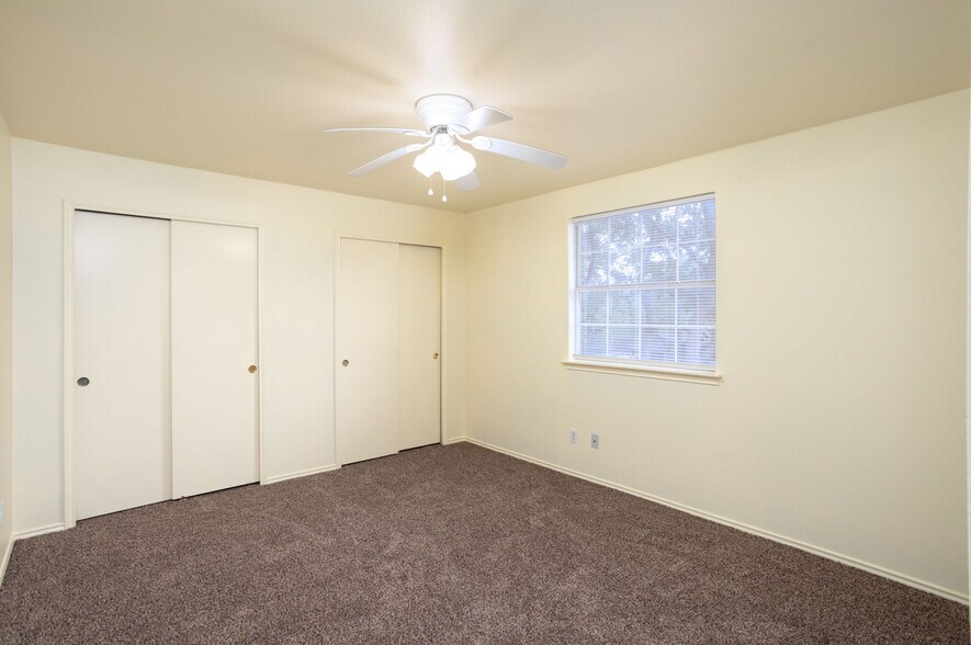 More Photos Of 6054 Bantry Bay, San Antonio Specialty For Sale