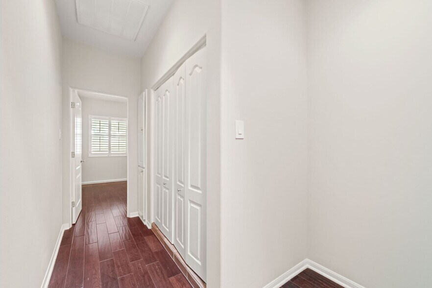 More Photos Of 131 Saint Dennis Ave, Alamo Heights Multifamily For Sale