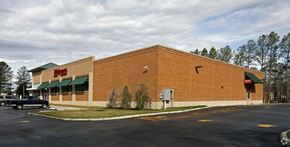 More Photos Of 2400 George Washington Memorial Hwy, Yorktown Drugstore For Sale