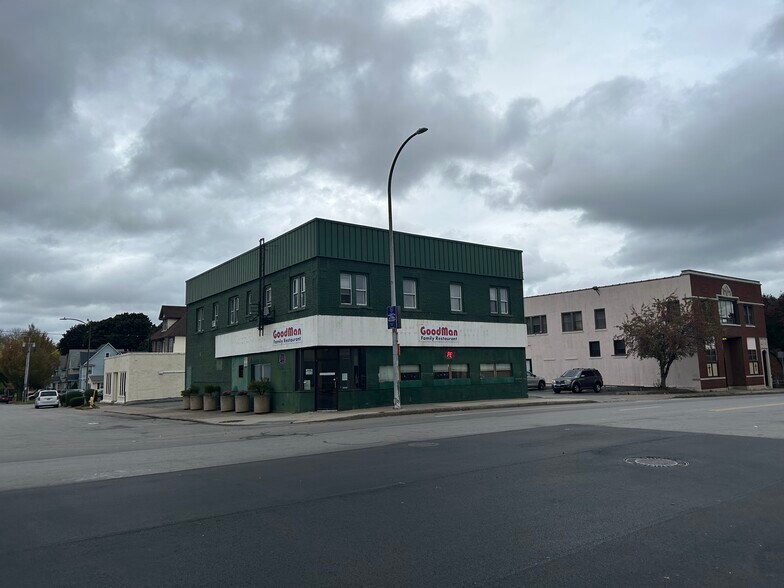 More Photos Of 495 N Goodman St, Rochester Storefront Retail Residential For Sale