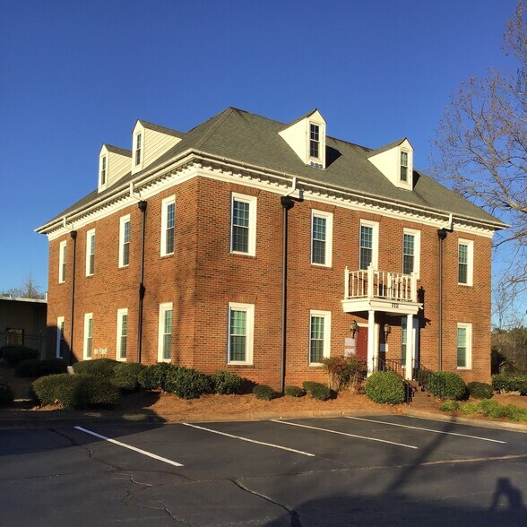 Primary Photo Of 112 Governors Sq, Peachtree City Office For Lease