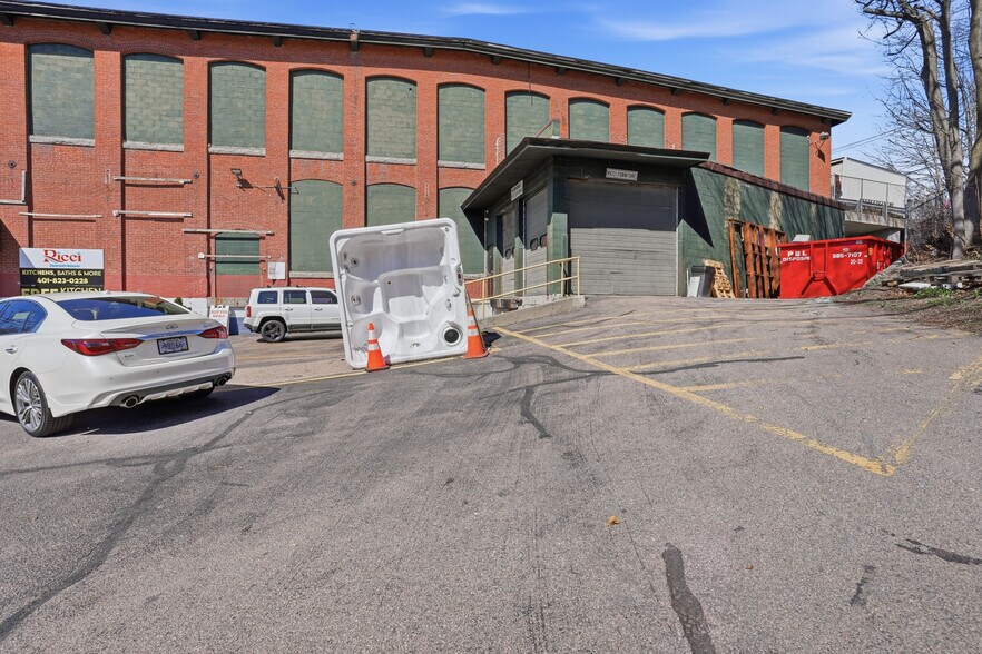 More Photos Of 770 Main St, West Warwick Warehouse For Sale