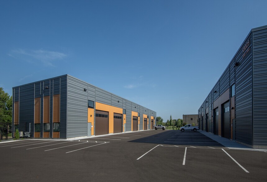 More Photos Of 13025 Fenway Blvd N, Hugo Warehouse For Sale