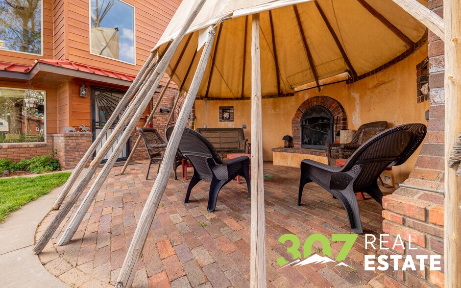 More Photos Of 30 Nielson Trl, Cody Hospitality For Sale