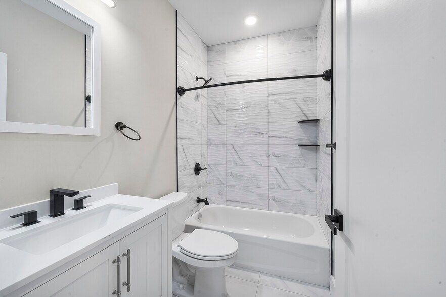 More Photos Of 1934 W Diamond St, Philadelphia Apartments For Sale