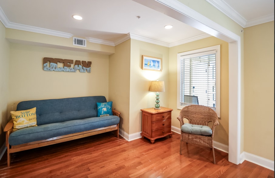 More Photos Of 13 Silver Ave, Tybee Island Apartments For Sale