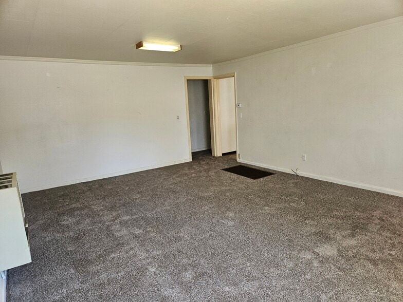 More Photos Of 414 Buchanan St SW, Ronan Apartments For Sale