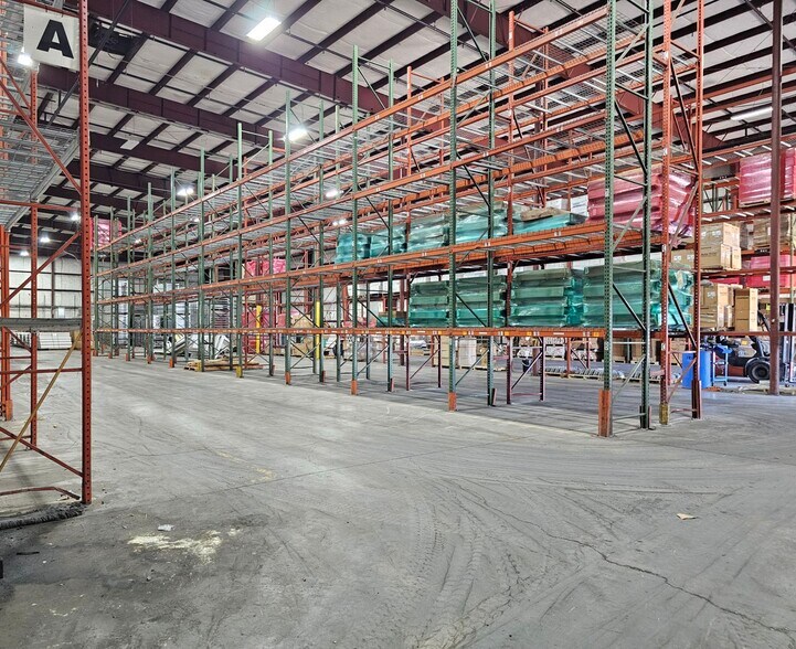 More Photos Of 213 Dennis St, Athens Industrial For Lease