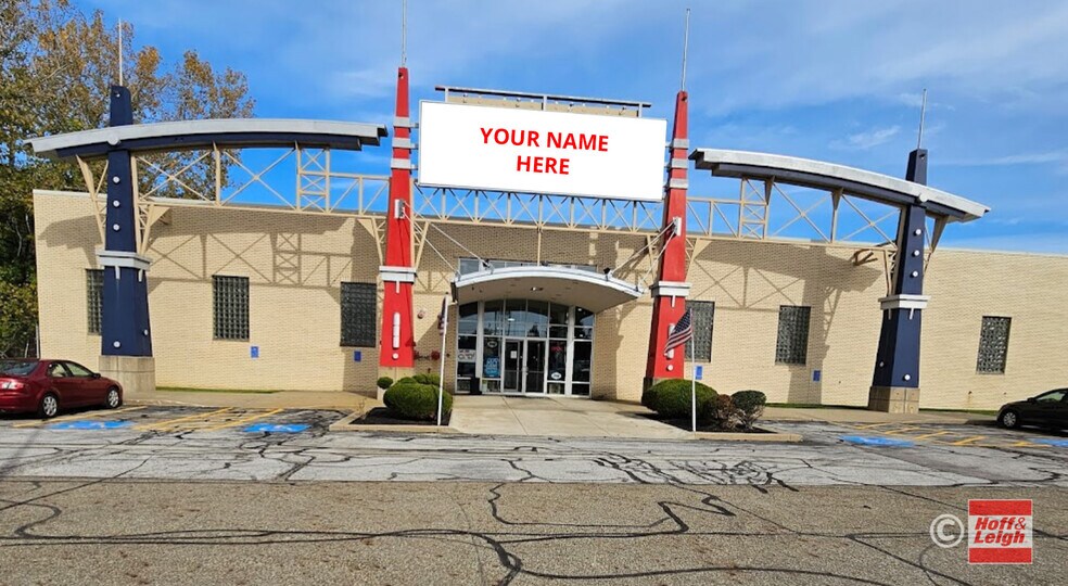 More Photos Of 8700 Brookpark Rd, Brooklyn Flex For Sale