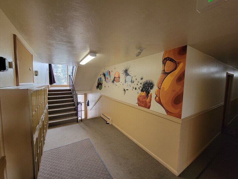 More Photos Of 375 S Depew St, Lakewood Apartments For Sale