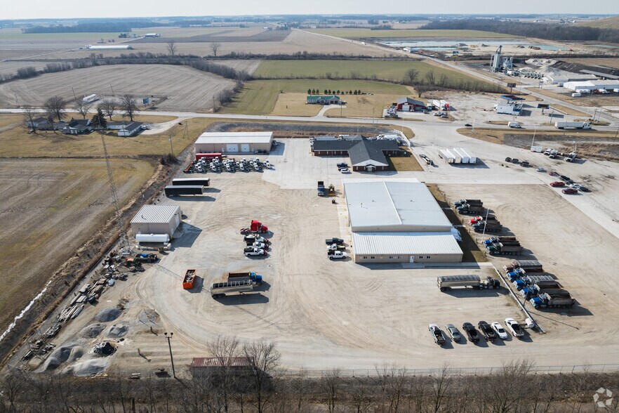 More Photos Of 2959 S US 23, Alvada Light Distribution For Lease