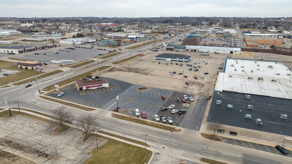 More Photos Of 128 W 8th St, Monroe General Retail For Sale