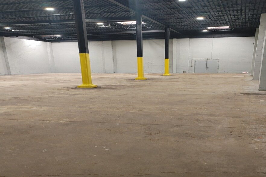 More Photos Of 101 10th St, Rock Island Industrial For Lease