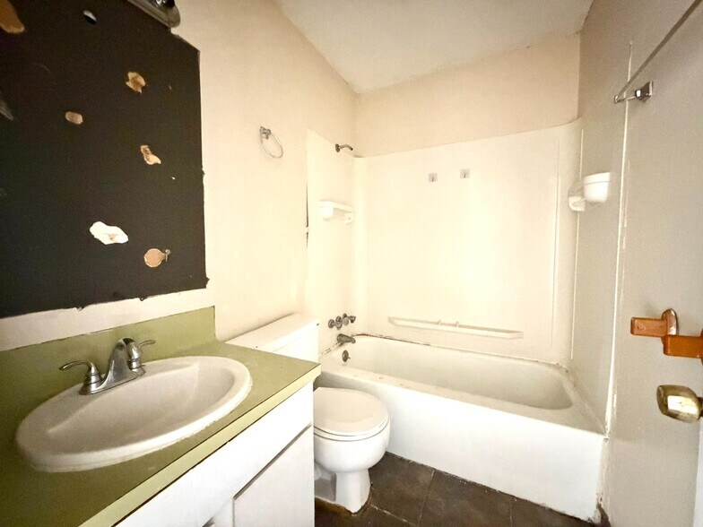 More Photos Of 4728 Ya Tittle Ave, Baton Rouge Apartments For Sale