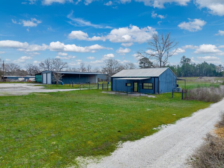 Primary Photo Of 10203-10263 County Road 135, Flint Service For Lease