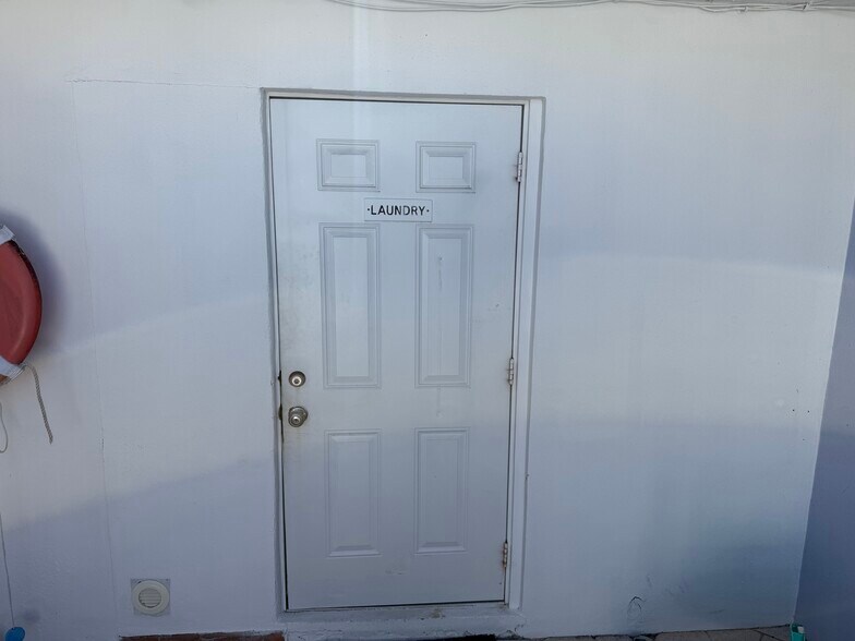 More Photos Of 100 Sandal Ln, Palm Beach Shores Apartments For Sale