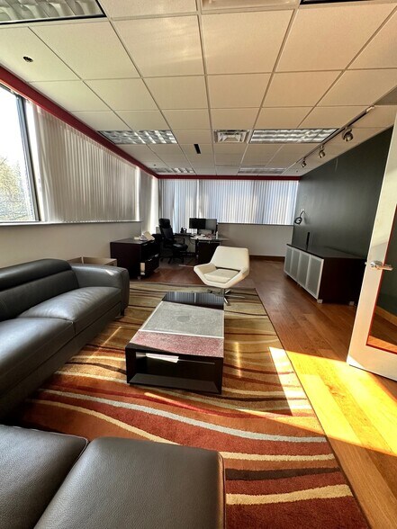 More Photos Of 1781 Highland Ave, Cheshire Medical For Lease