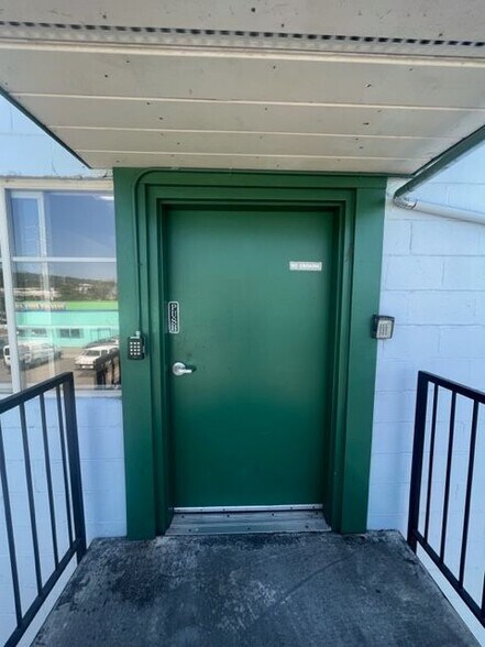 More Photos Of 920 Samoa Blvd, Arcata Storefront Retail Office For Lease