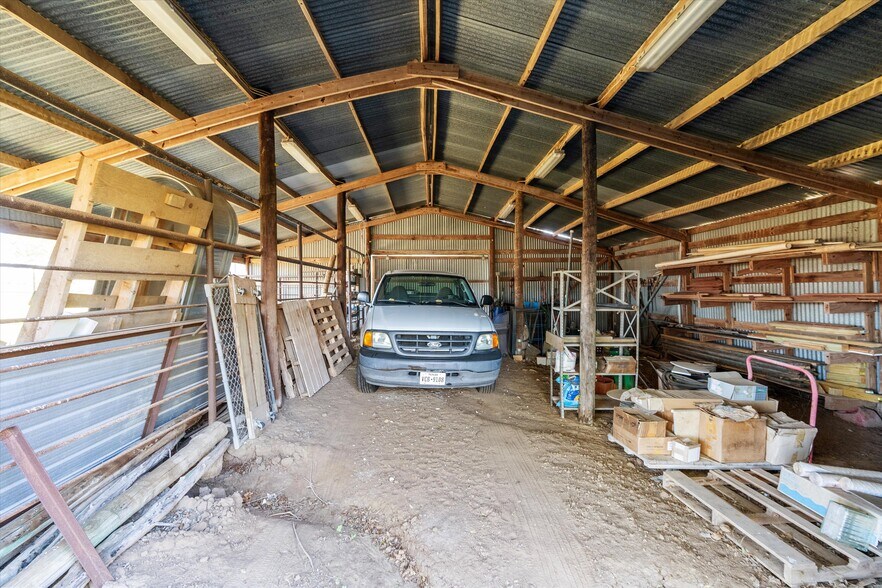 More Photos Of 1092 FM 3000, Elgin Specialty For Sale