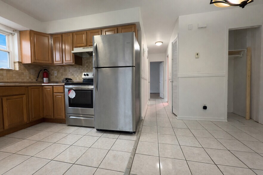 More Photos Of 536 Throggs Neck Expy, Bronx Multifamily For Sale