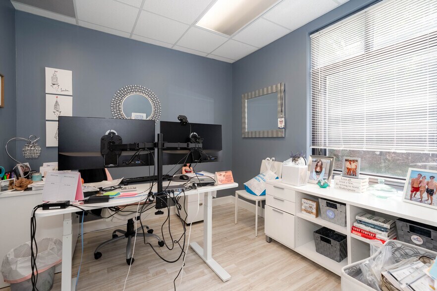 More Photos Of 3901 Mary Eliza Trce NW, Marietta Medical For Lease