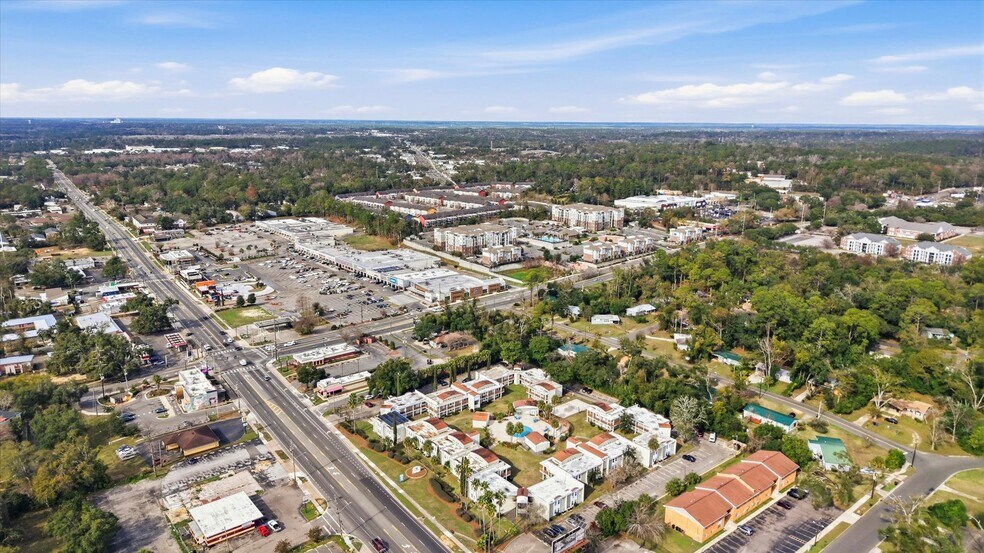 More Photos Of 1950 W Pensacola St, Tallahassee Fast Food For Lease